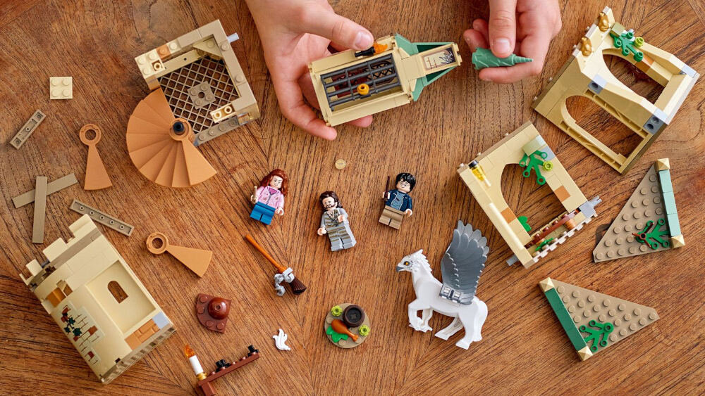 LEGO Harry Potter Dziedziniec Hogwartu: na ratunek Syriuszowi  - kompatybilność