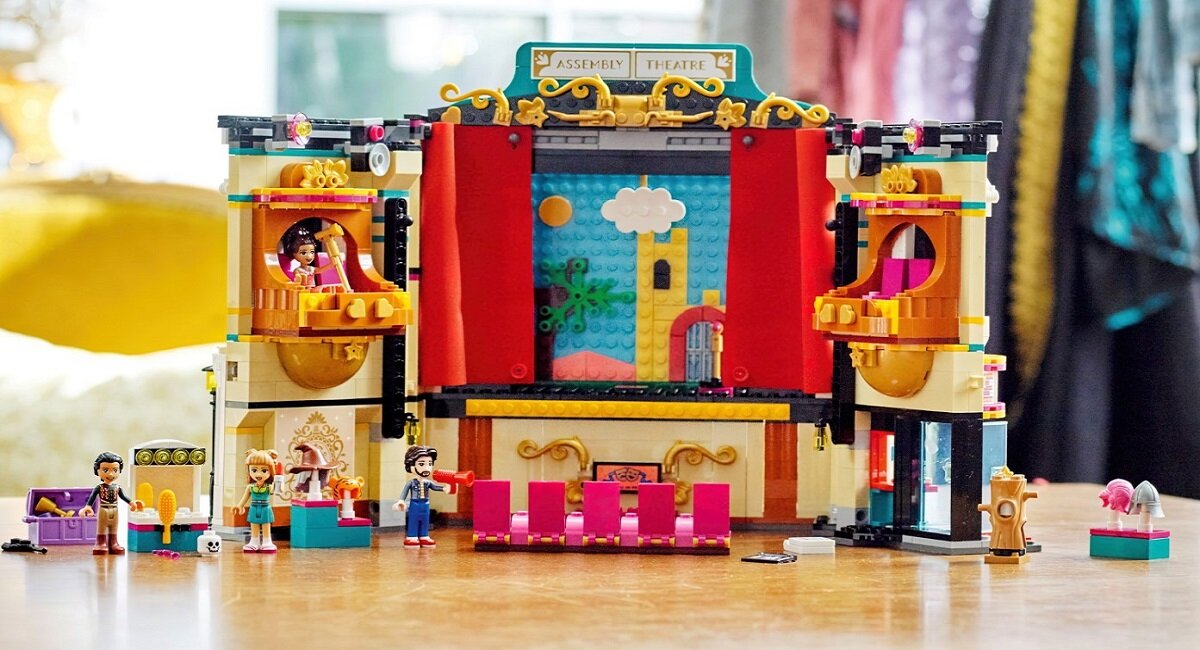 LEGO Friends Szkoła aktorska Andrei 41714 dla miłośników teatru Prezentuję się pięknie