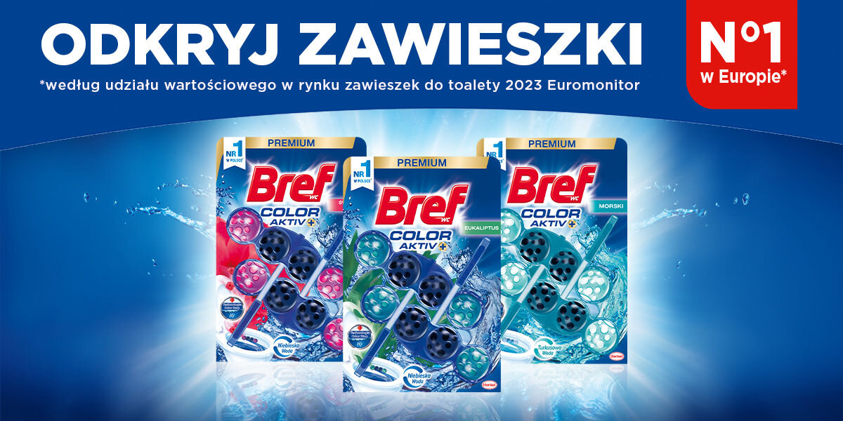 Kostka do WC BREF Color Aktiv Eukaliptus Reklama Bref WC Color Aktiv+. Duży napis: ODKRYJ ZAWIESZKI N°1 w Europie (według udziału wartościowego w rynku zawieszek do toalety 2023 Euromonitor). Trzy opakowania zawieszek toaletowych Bref Color Aktiv+ Premium w wariantach: Różowy (Malinowa Woda), Zielony (Eukaliptus) i Turkusowy (Morski).