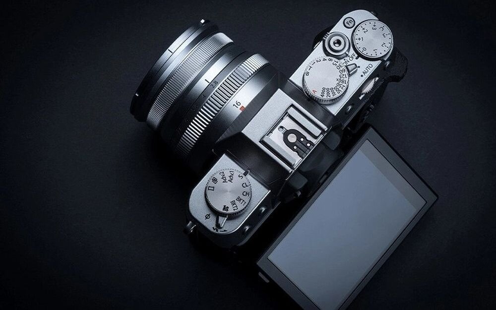 Aparat FUJIFILM X-T30 II zdjęcia obiektyw ekran wizjer ogniskowa przysłona migawka obudowa bateria zasilanie filmy nagrywanie rozdzielczość matryca rozmiar przekątna tryby iso montaż lampa światło przyciski sterowanie menu kontrast jasność balans bieli filtry cmos karta pliki format zapis seria