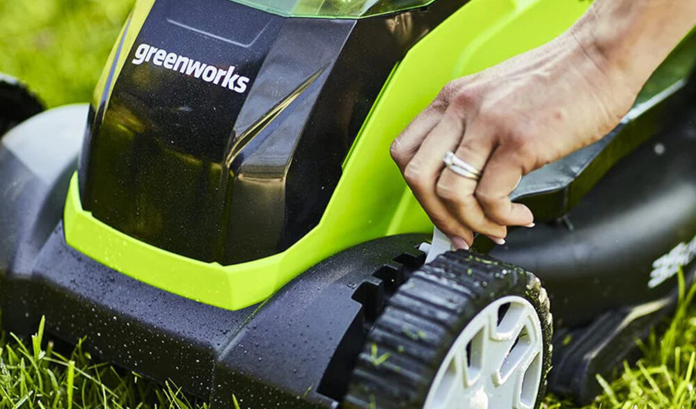 Kosiarka akumulatorowa GREENWORKS G40LM35 5-stopniowa regulacja wysokosci trawy w zakresie 20-70 mm