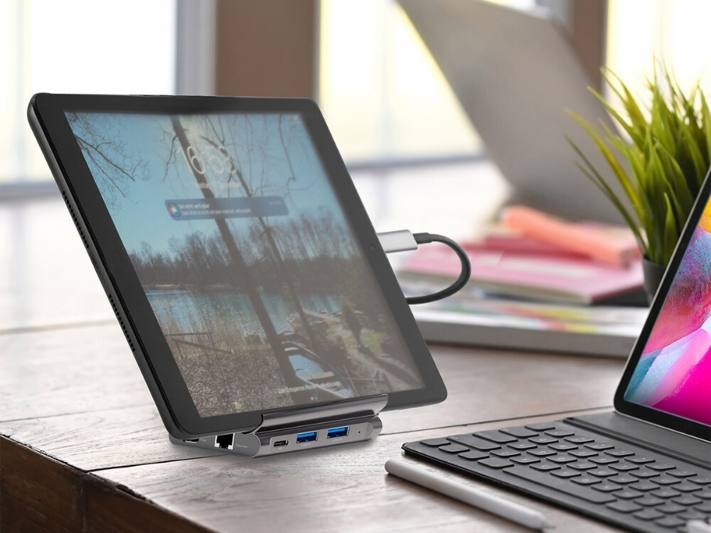 Hub 4SMARTS 456337 7w1
                hub na biurku z tabletem