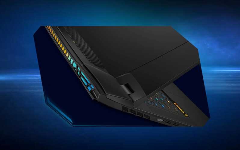 Laptop MSI Titan GT77 - DDR5 