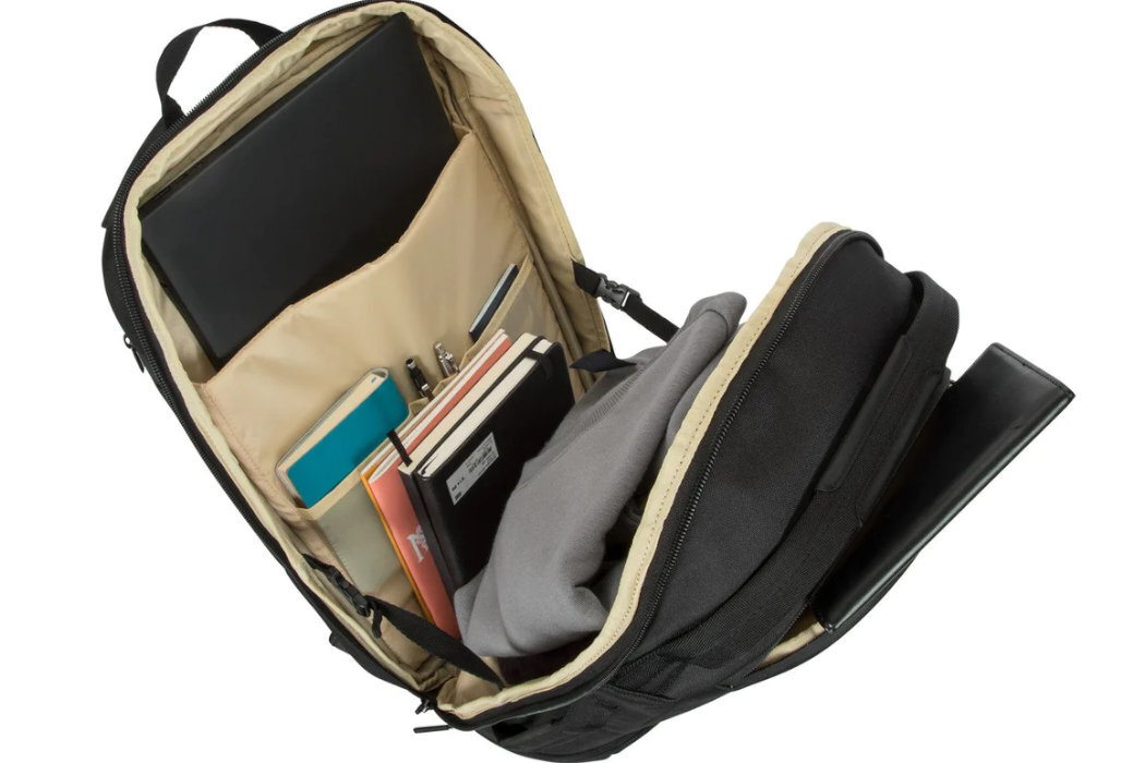 Plecak na laptopa TARGUS Work+ Compact 16 cali czarny wyposażenie wodoodporny wygodny komfortowy zabezpieczenie