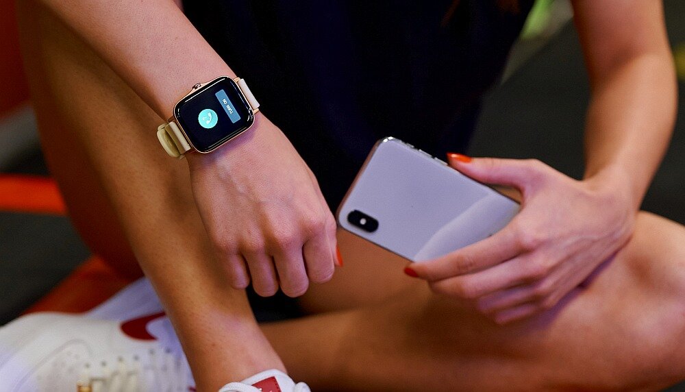 Smartwatch GARETT Sport Activity GT    ekran bateria pasek wykonanie odporność funkcje monitoring pomiar aplikacja łączność odbieranie dzwonienie 