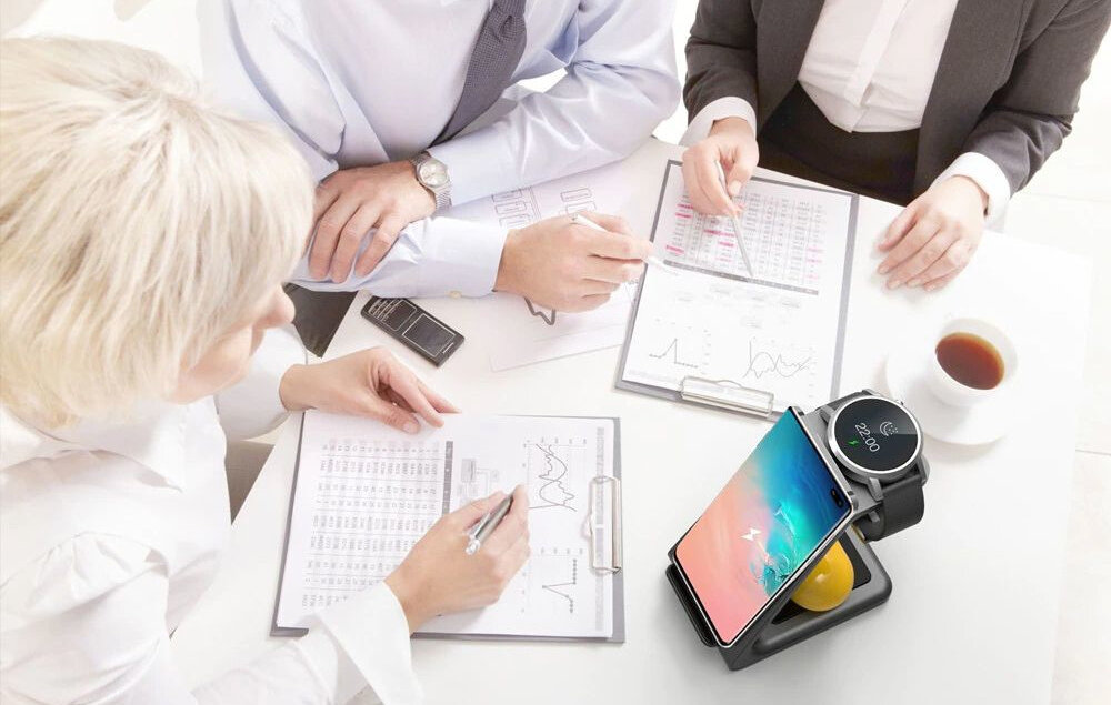 Ładowarka indukcyjna TECH-PROTECT A7 3w1 10W Czarny smartwatch słuchawki ładowanie