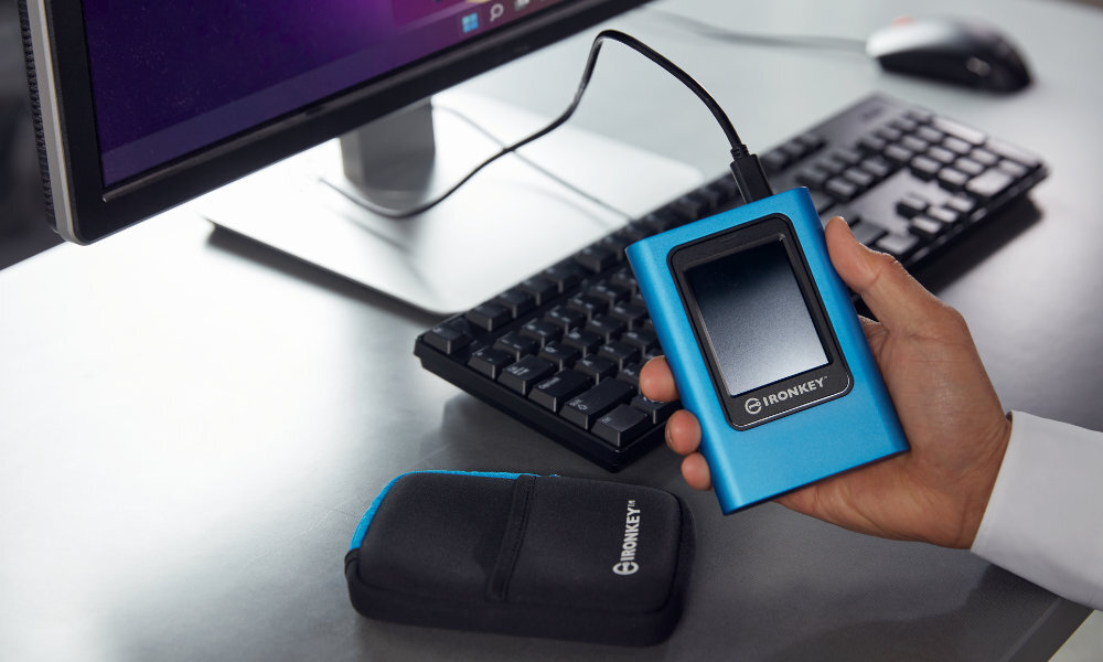 KINGSTON IronKey IKVP80ES Intuicyjny ekran dotykowy