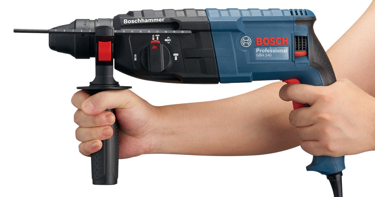 Młotowiertarka BOSCH GBH 240 0615990M99 praca wydajność moc silnik szczotkowy
