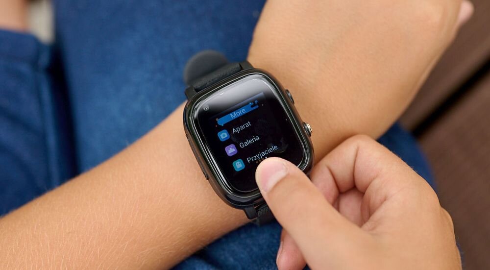 Smartwatch GARETT Kids Sun Pro 4G ekran bateria czujniki zdrowie sport pasek ładowanie pojemność rozdzielczość łączność sterowanie krew puls rozmowy smartfon aplikacja