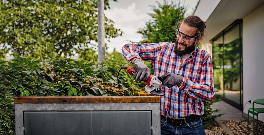 Szlifierka kątowa EINHELL TC-AG 125-850 4430971 mocny silnik 800 W predkosc obrotowa tarczy do 11000 obr/min