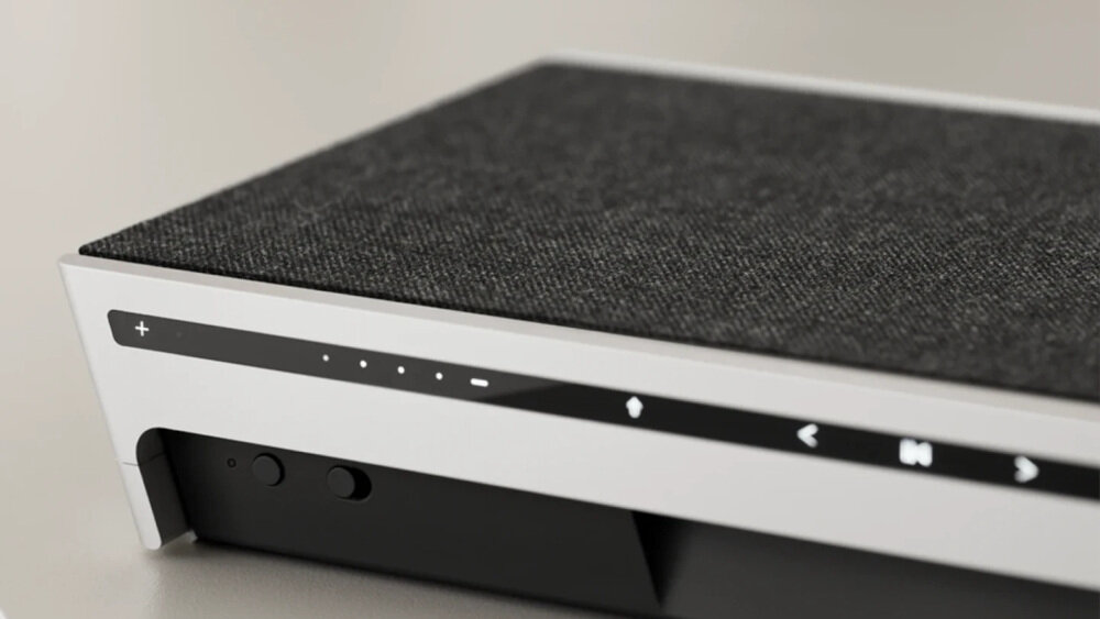 Głośnik multiroom BANG & OLUFSEN Beosound Level Złoty dźwięk wysoka jakość brzmienie łączność połączenie ładowanie wizualne aplikacja  