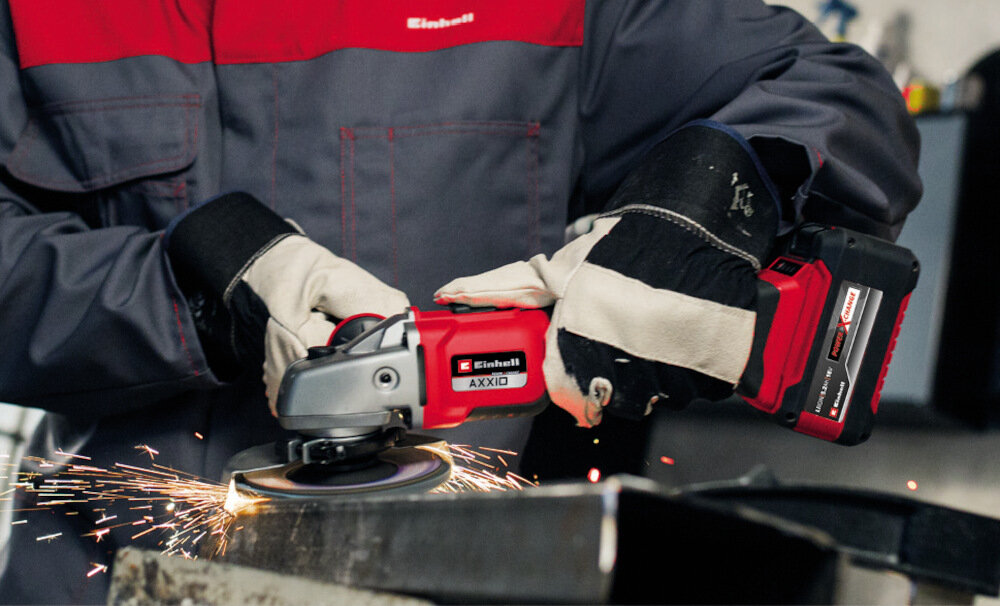 Szlifierka kątowa EINHELL TE-AG 18-150 LI 4431144 Solo lagodny start ochrona przed ponownym uruchomieniem ergonomiczny uchwyt dodatkowy uchwyt boczny