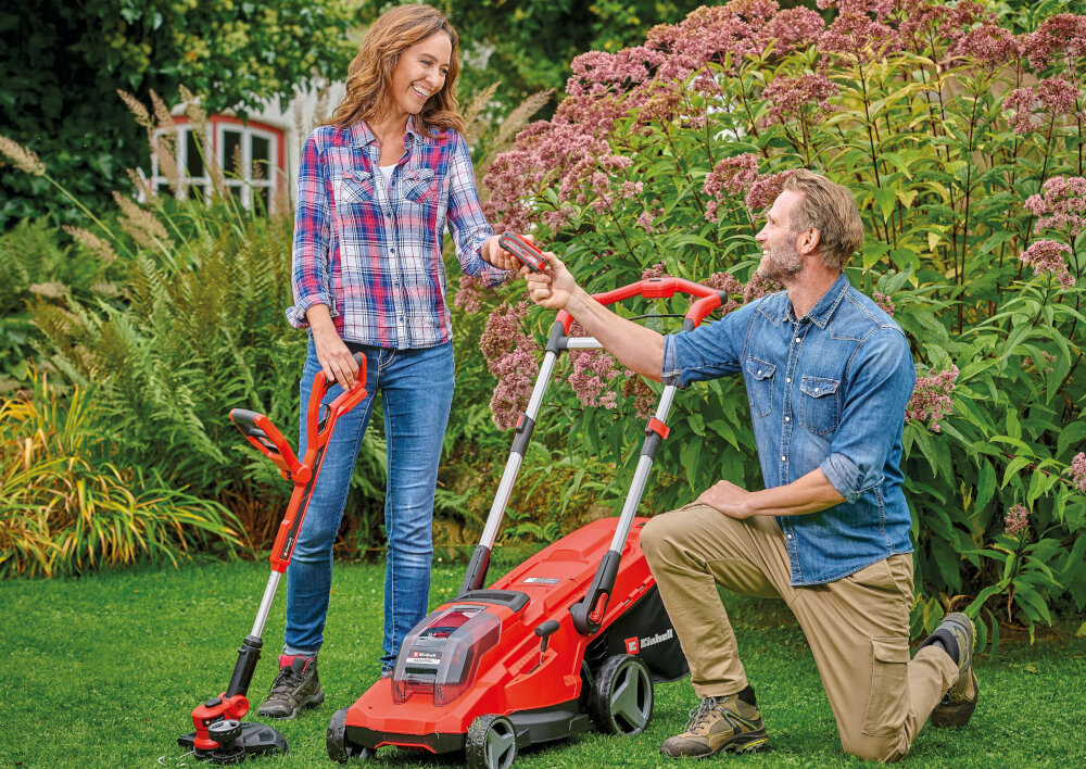 Zestaw startowy EINHELL 4512108 aktywny system zarzadzania akumulatorami ABS 3-stopniowy wyswietlacz LED