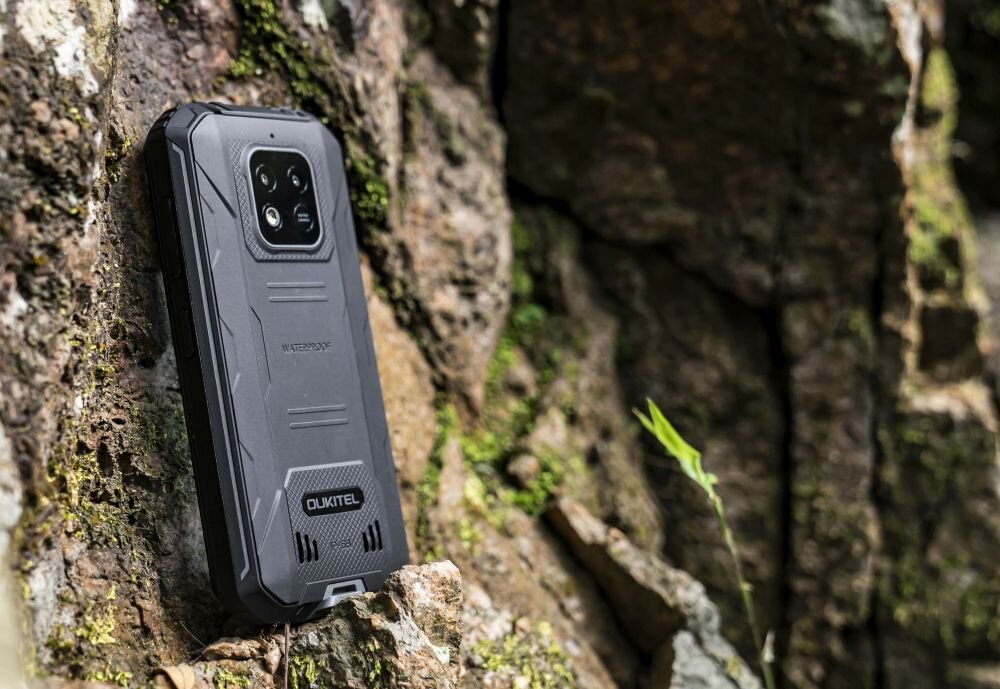 Smartfon OUKITEL WP18   ekran bateria aparat procesor ram pamięć pojemność rozdzielczość zdjęcia filmy opis dane cechy blokady system łączność wifi bluetooth obudowa szkło odporność porty muzyka transfer sieć przekątna matryca waga czujniki oled amoled ips