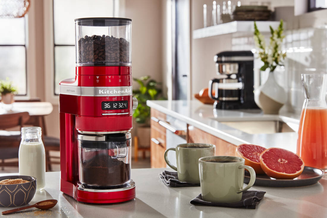 Mlynek do kawy KITCHENAID 5KCG8433EER Czerwony pojemnik pojemnosc 340g Odporny na promieniowanie UV
