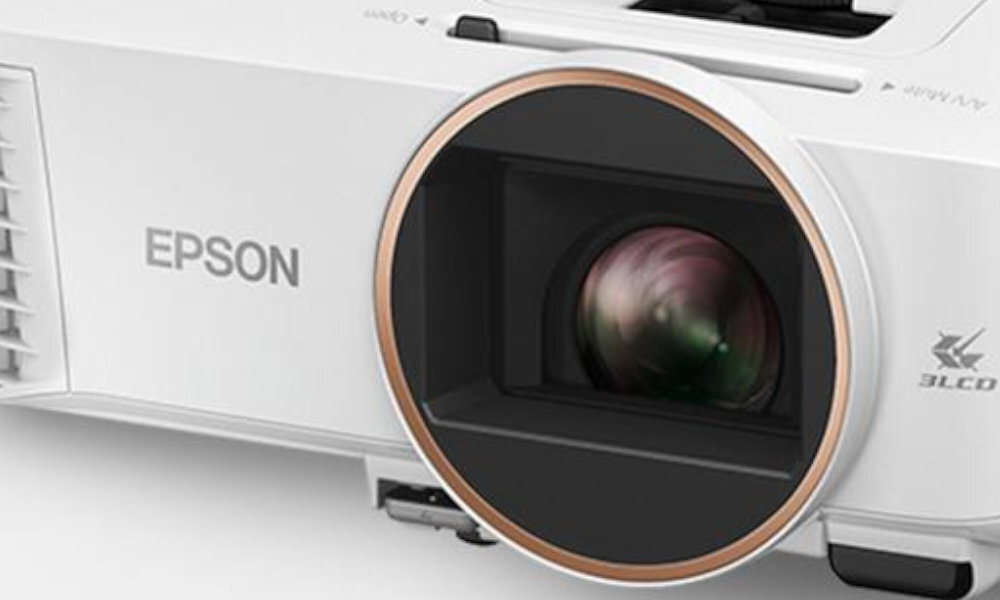 PROJEKTOR EPSON EH-TW5825 obraz wyświetlanie z różnych urządzeń