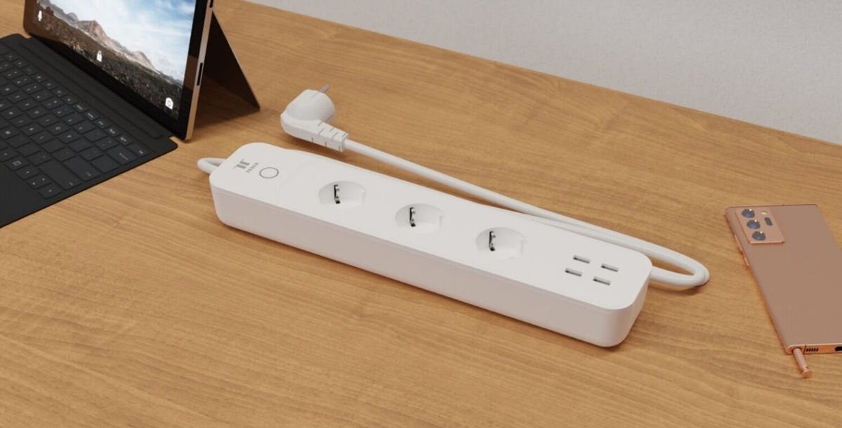 Przedłużacz TESLA Smart Power Strip 3 + 4 USB Wi-Fi zapewnia pełną kontrolę nad energią w domu możliwość zdalnego wyłączania urządzeń zużywających nadmierną ilość enegii