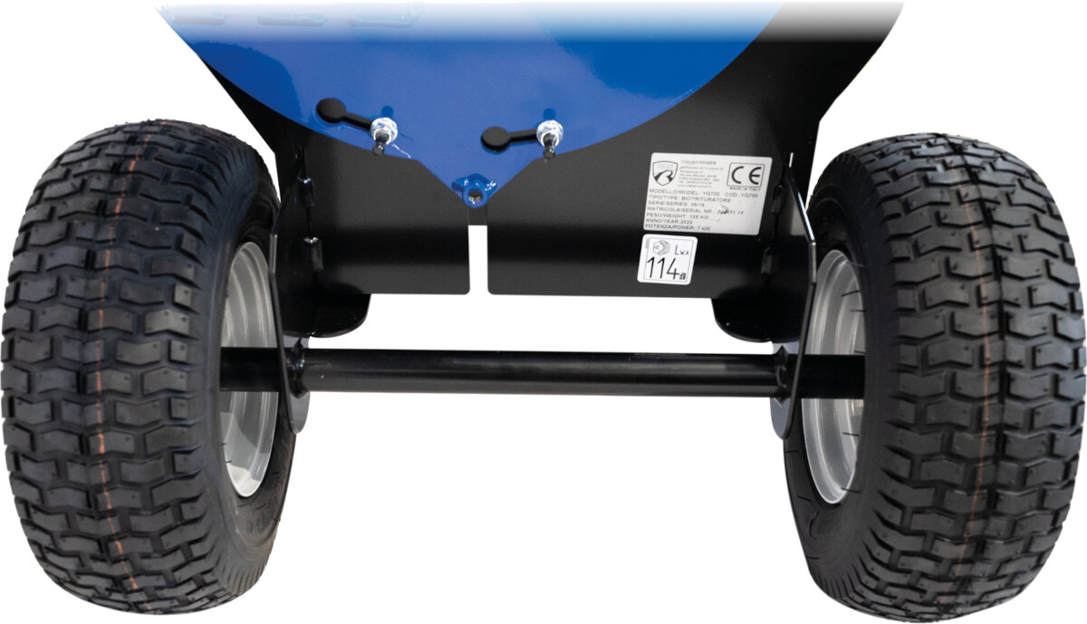 Rozdrabniacz do gałęzi MULTIPOWER YG700 spalinowy wygoda uzytkowania