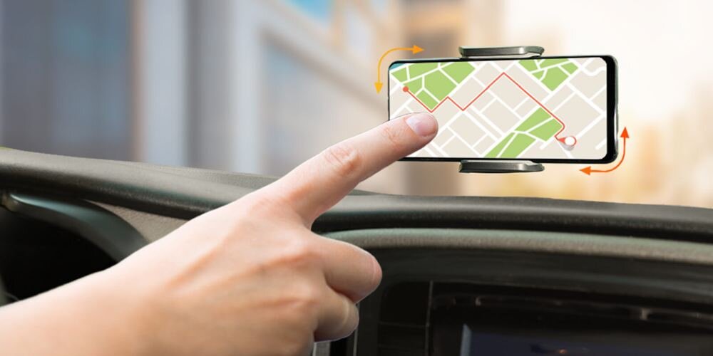 Uchwyt na telefon FOREVER U-17 10W Czarny uchwyt samochodowy trasa GPS