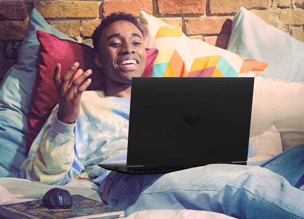 Laptop HP Victus 16-D1000NW 16.1 IPS 144Hz i5-12500H 8GB RAM 512GB SSD GeForce GTX1650 Windows 11 Home kamera mikrofony dźwięk głośniki