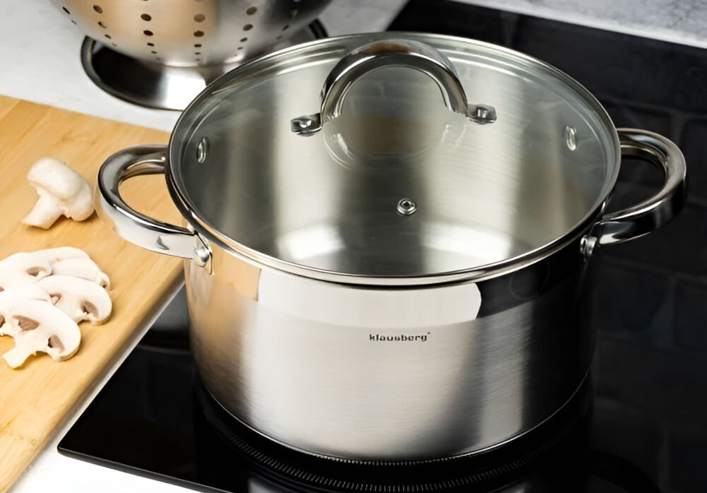 Garnek KLAUSBERG KB-7127 26 cm wysoka jakość stali nierdzewnej trwałość odporność na korozję solidna konstrukcja stal nierdzewna nie wchodzi w reakcje z żywnością zachowanie pełni smaku i wartości odżywczych pojemność 7,5 l średnica 26 cm do przygotowywania większych porcji uniwersalny rozmiar odpowiednia wielkość wygodne mieszanie składników swobodne gotowanie dla całej rodziny do wszystkich kuchenek elektryczne gazowe ceramiczne indukcyjne wszechstronność 