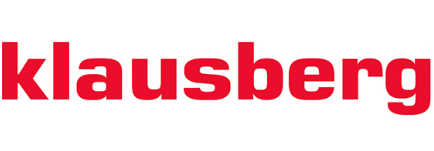 Logo z napisem \'klausberg\' w czerwonym kolorze na białym tle.
