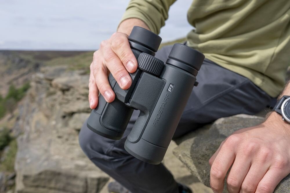 Lornetka NIKON Prostaff P7 optyka waga konstrukcja ogniskowa zoom przybliżenie dioptria muszle oczne obiektywy soczewki pryzmat powłoka gwint okulary obserwacja przyroda sport powiększenie