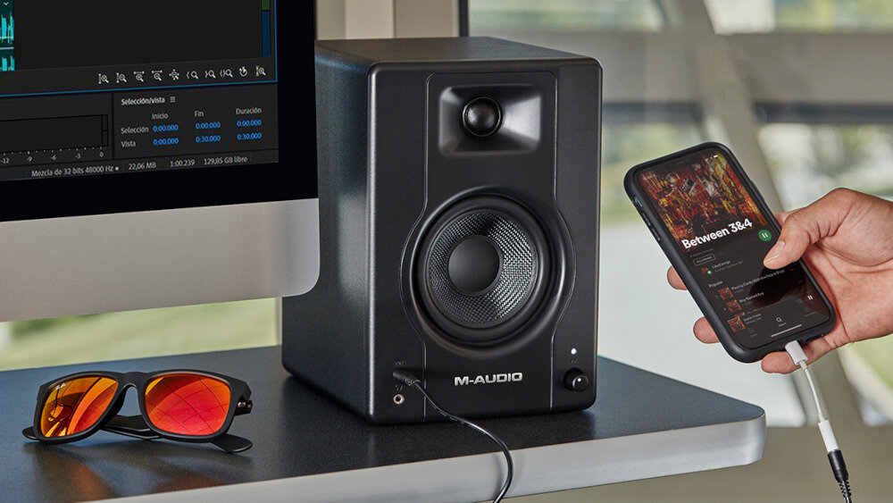 Kolumny głośnikowe M-AUDIO BX4BT - dostosowanie dźwięku