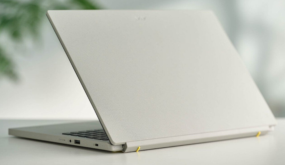 Laptop ACER Aspire Vero AV15-52-52MT materiały wykonanie obudowa recykling