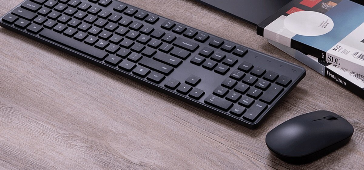 Zestaw XIAOMI Wireless Combo Transmisja bezprzewodowa 2,4 GHz klawiatura 104-klawiszowa 12 klawiszy Fn Ergonomiczne klawisze Lekka mysz Precyzyjny czujnik 1000DPI Plug and play