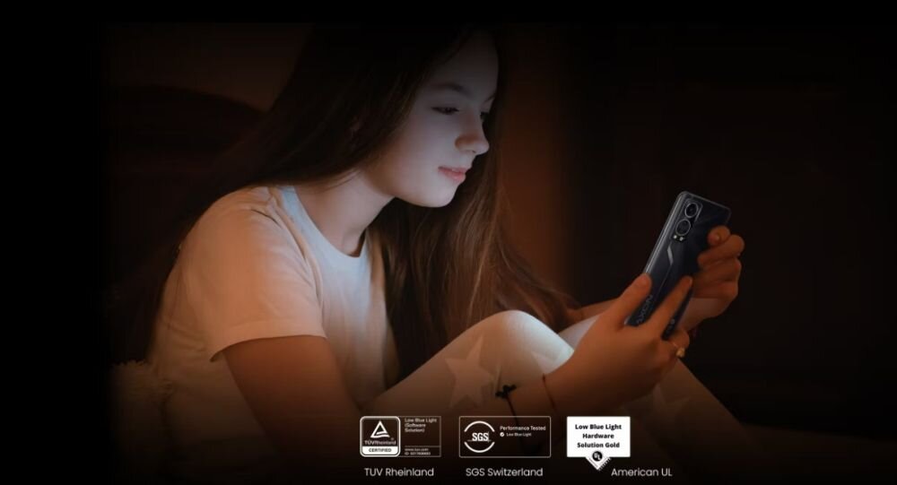 Smartfon ZTE Axon 30 ekran bateria aparat procesor ram pamięć pojemność rozdzielczość zdjęcia filmy opis dane cechy blokady system łączność wifi bluetooth obudowa szkło odporność porty muzyka transfer sieć przekątna matryca waga czujniki
