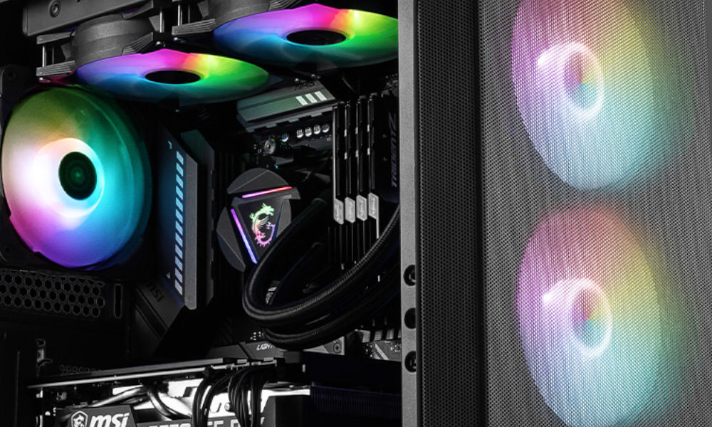 Obudowa MSI Mag Forge 112R - złącza USB