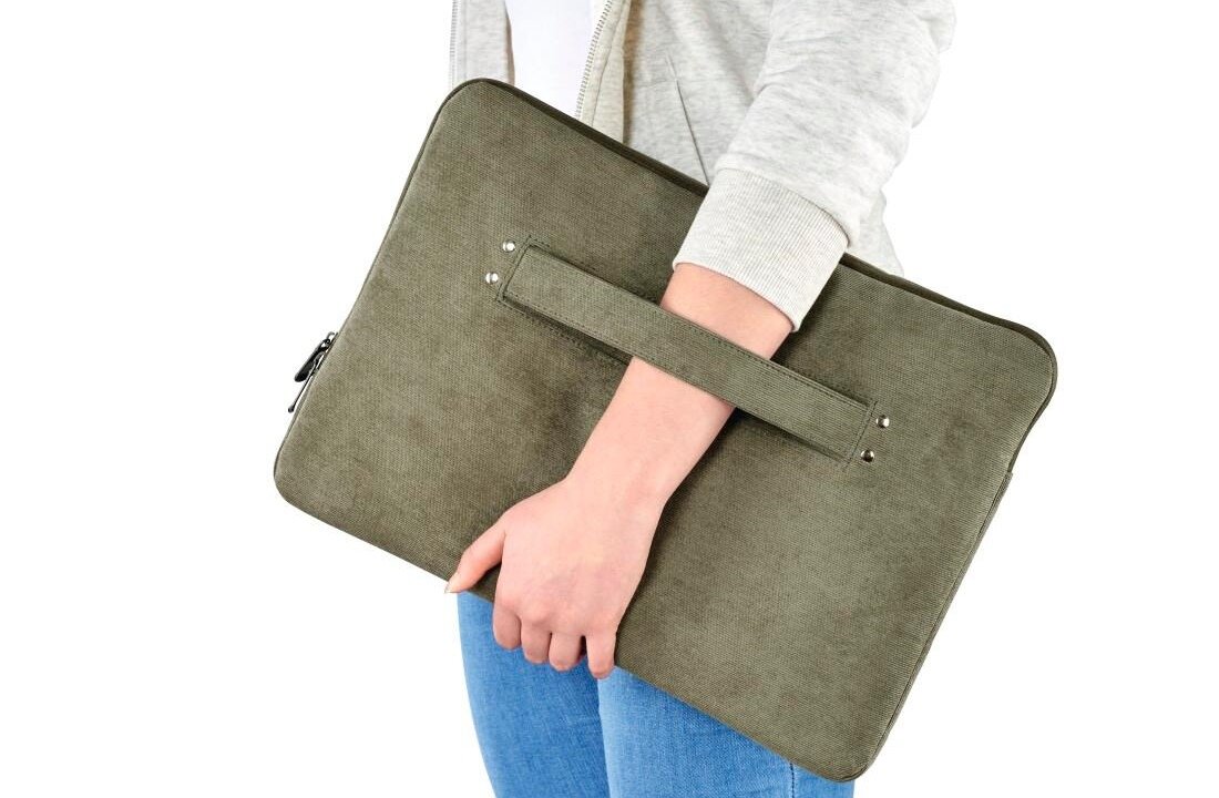 zdjęcie etui do laptopa