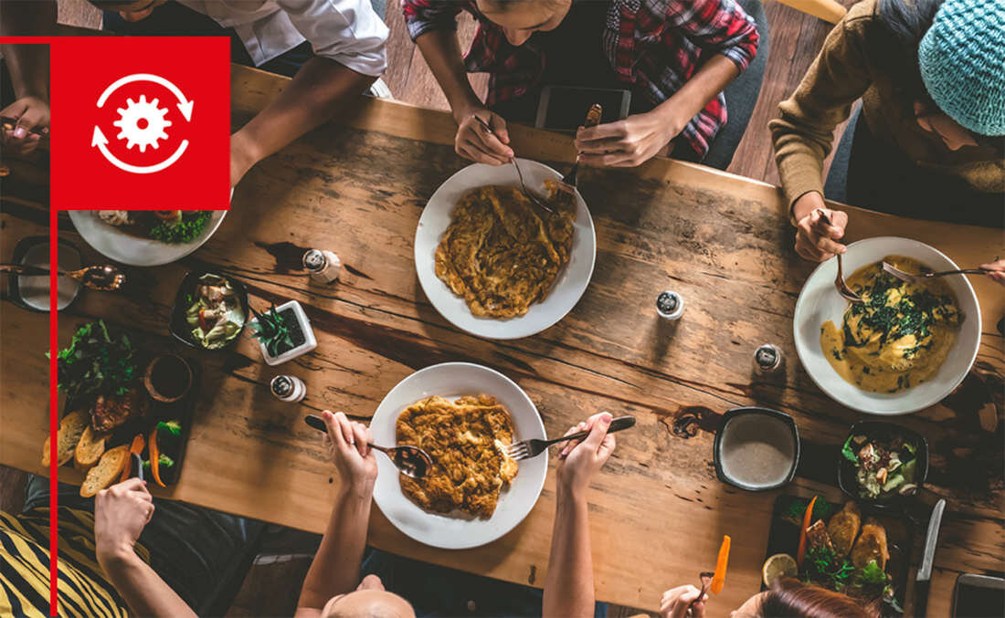 Kuchenka mikrofalowa SHARP YC-PS204AE-S 8 programow automatycznych