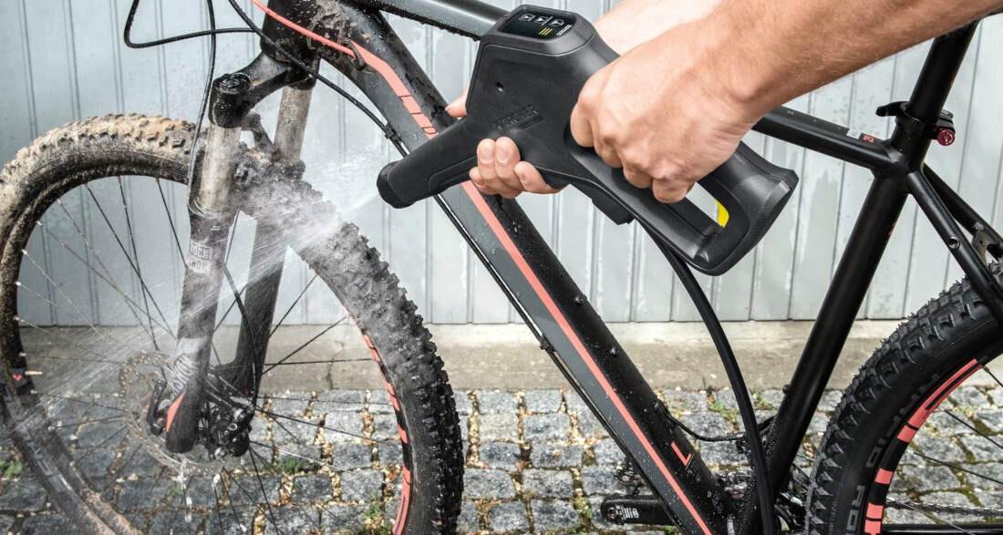 Myjka cisnieniowa KARCHER K2 1.117-220.0 wyposazenie ergonomiczny uchwyt wazy zaledwie 4,5 kg