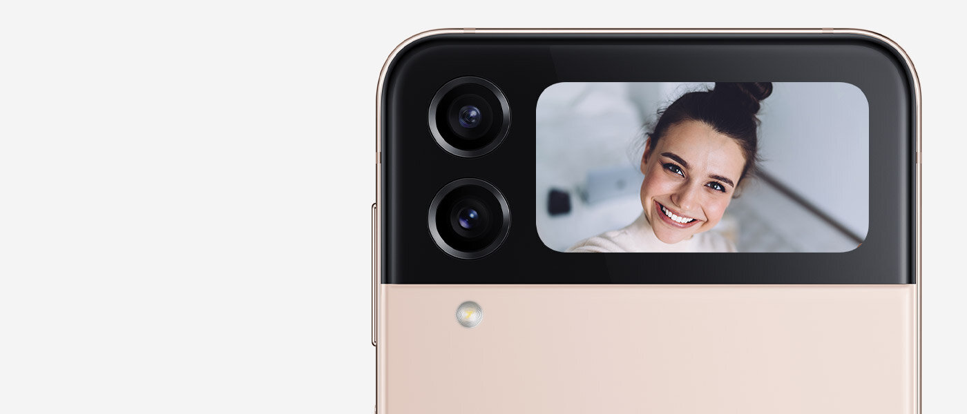 Zaawansowane możliwości fotograficzne w składanym smartfonie