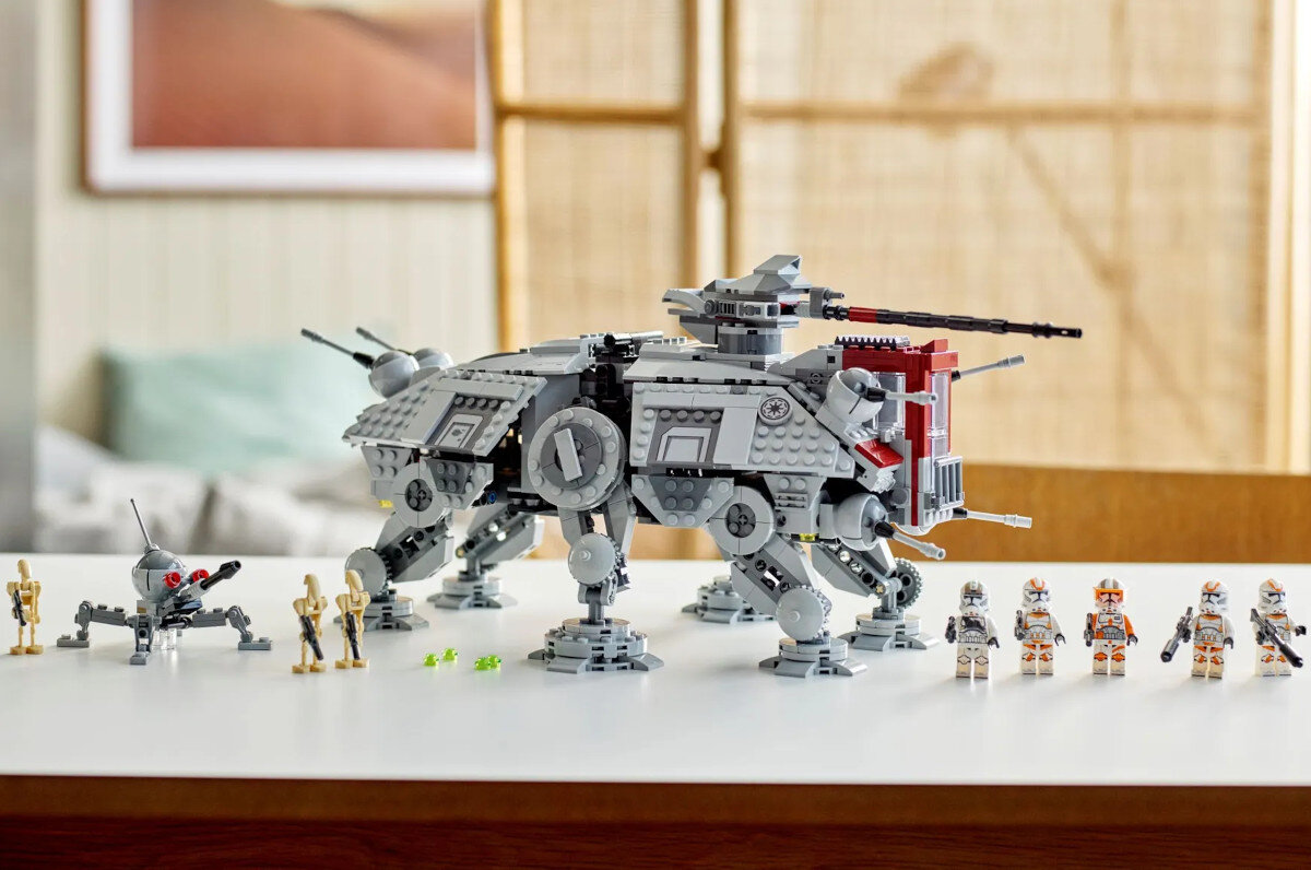 Ідея подарунка LEGO Star Wars AT-TE Walking Machine 75337