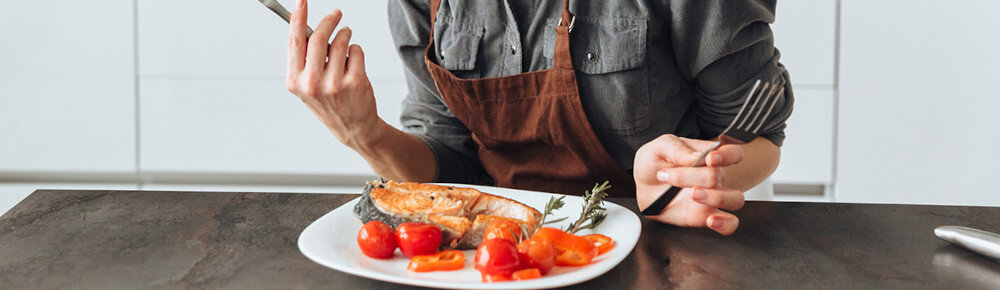 Kuchenka mikrofalowa TEKA ML 8200 BIS Biały zapamiętywanie