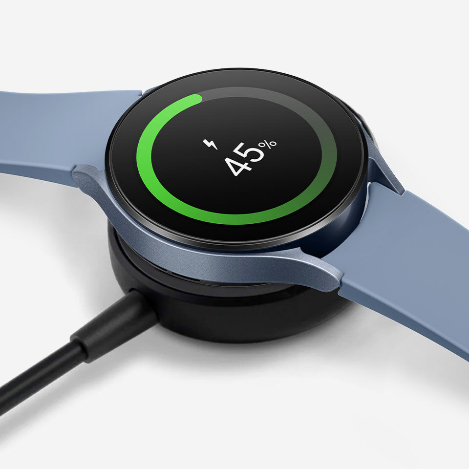 Wytrzymała bateria zapewnia wiele godzin działania Galaxy Watch5 Wytrzymała bateria zapewnia wiele godzin działania Galaxy Watch5