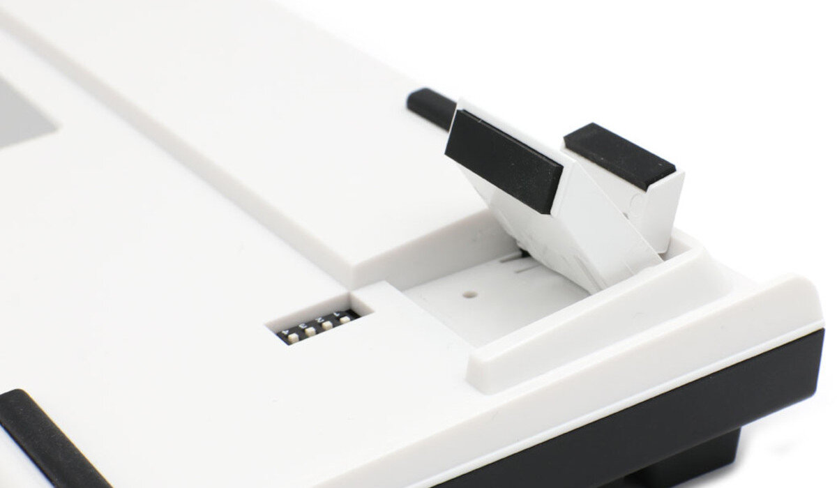 Klawiatura DUCKY One 2 Mini Cherry MX-Silent Red antyposlizgowe stopki
