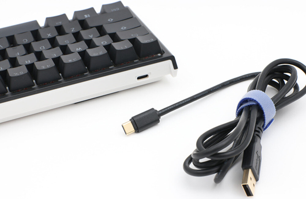 Klawiatura DUCKY One 2 Mini Cherry MX-Black przewodowe polaczenie