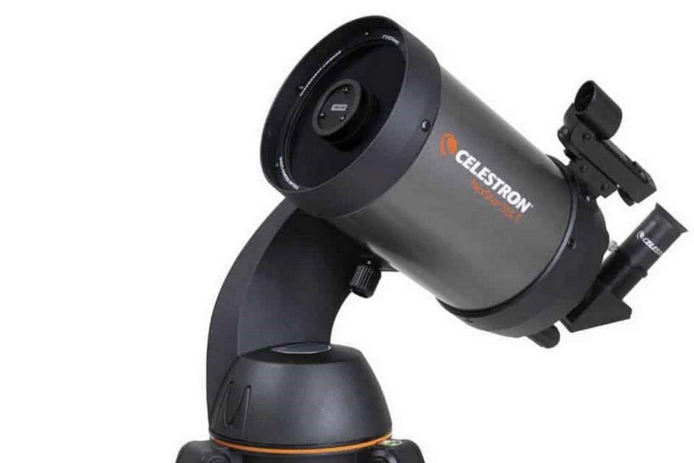 Teleskop CELESTRON NexStar 5 SLT  z boku  