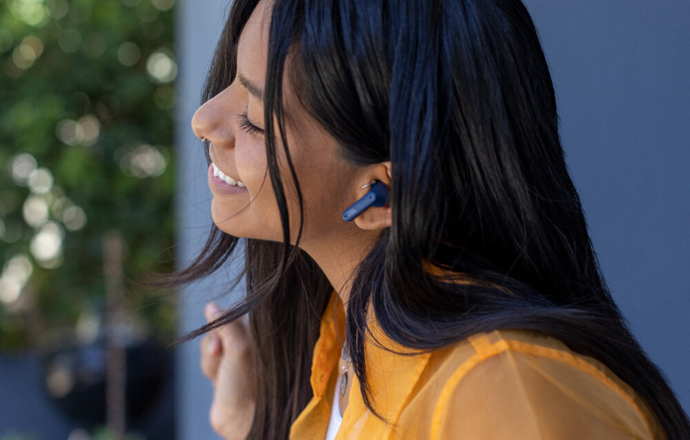 Słuchawki dokanałowe JBL Tune Flex  dźwięk jakość pasmo przenoszenia przetworniki bas