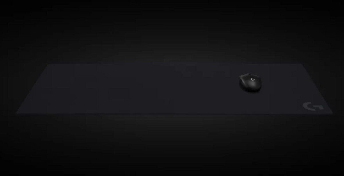 Podkładka LOGITECH G840 materiał tekstura obszar biurko zwijanie jakość komfort dopasowanie stabilność gry gaming wodoodporna miękka antypoślizgowa guma