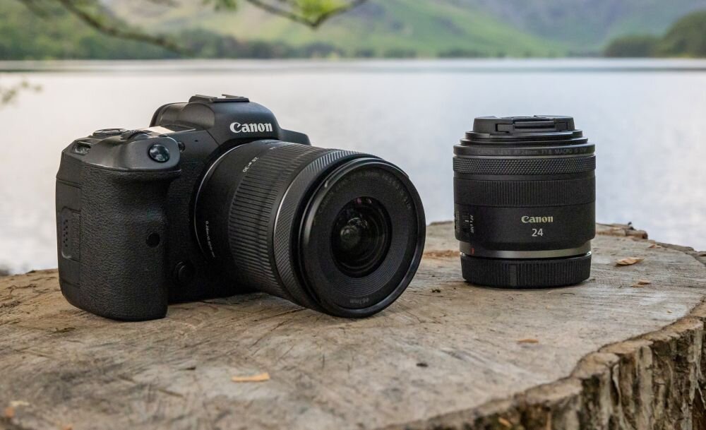 Obiektyw CANON RF 24mm F1.8 Macro IS STM EU26 ogniskowa przysłona ostrość pierścienie optyka soczewki powłoki montaż bagnet światło jasność zoom filtry waga