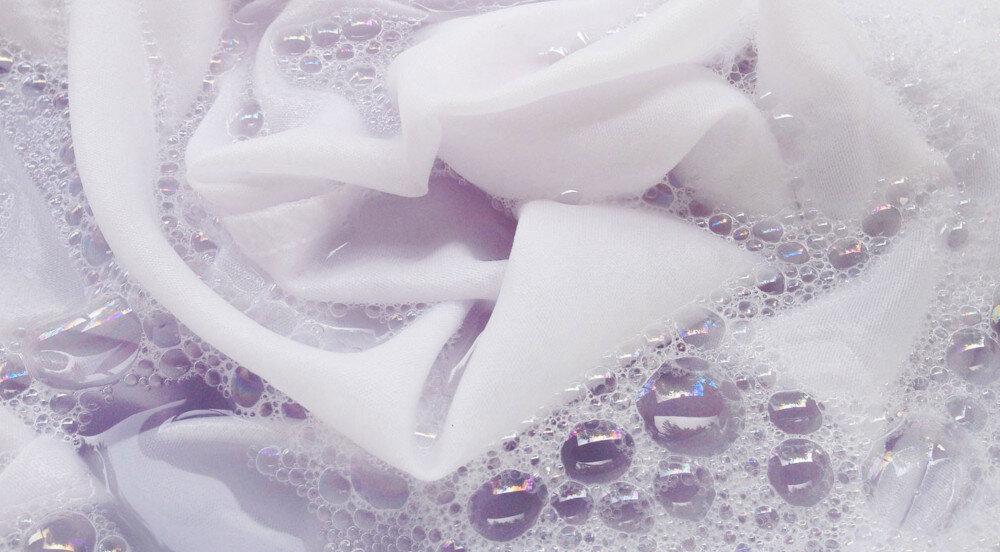 SHARP ES-NIB814BWB-PL kontrola ilości piany redukcja efektywność