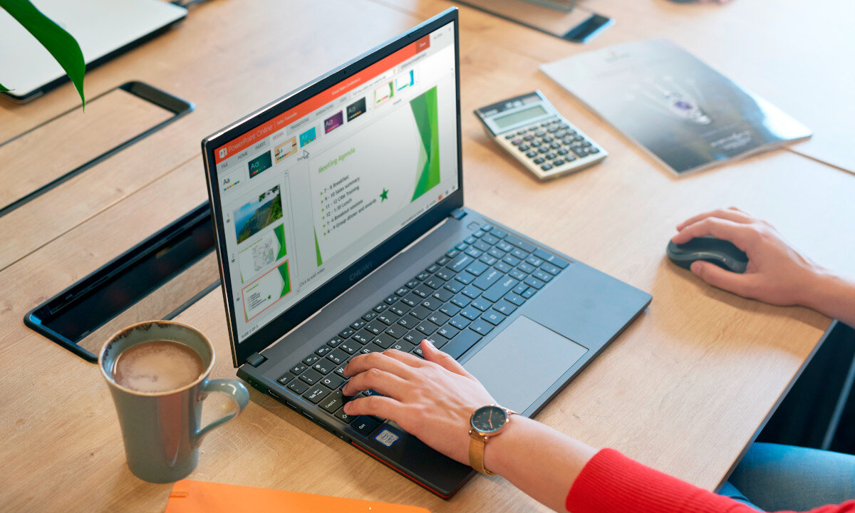 Laptop CHUWI CoreBook X Pro dysk SSD