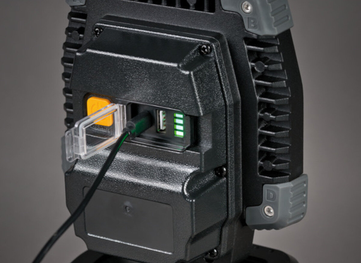 Lampa warsztatowa BRENNENSTUHL LED CL 4050 MA łyżyska diody LED