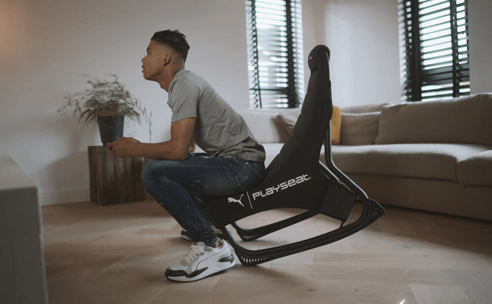 Fotel PLAYSEAT Puma Active Czarny konstrukcja kontrola pianka obicie bujanie zagłówek wzrost waga