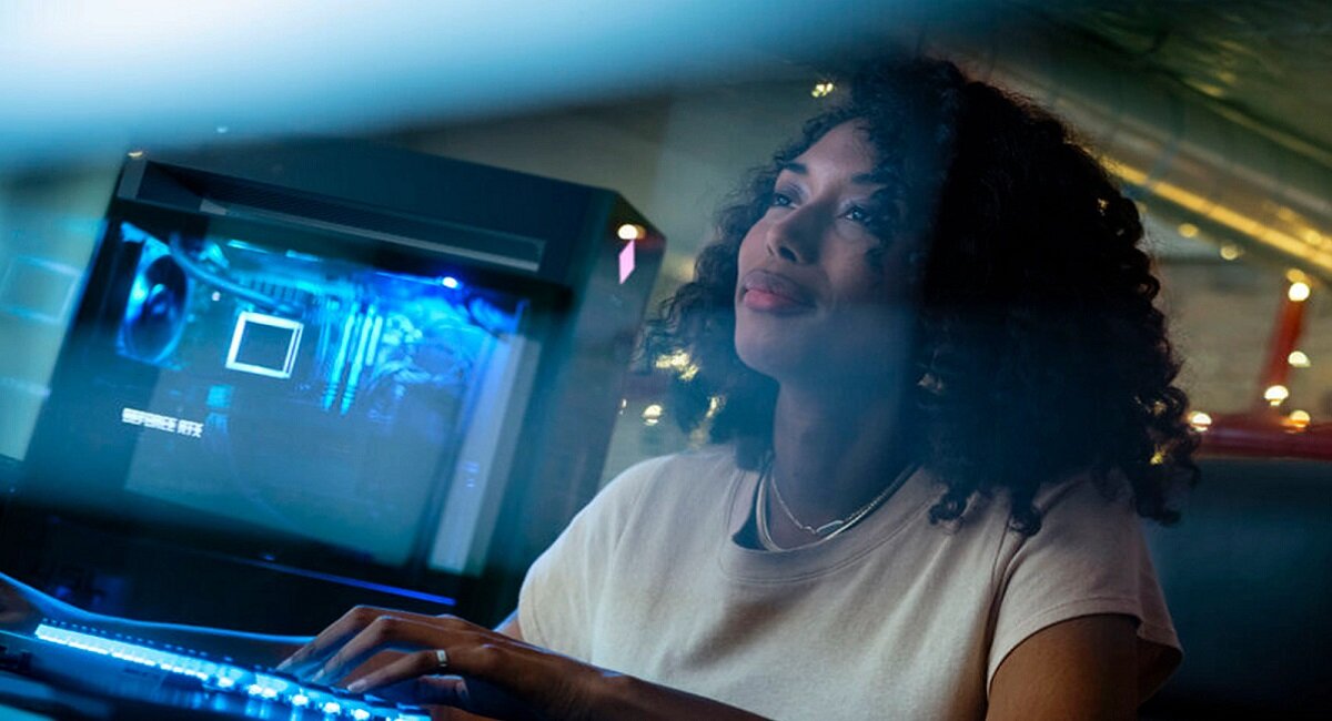 Komputer HP Omen 45L Bezkompromisowy pod każdym kątem Stworzony z myślą o ekstremalnej wydajności